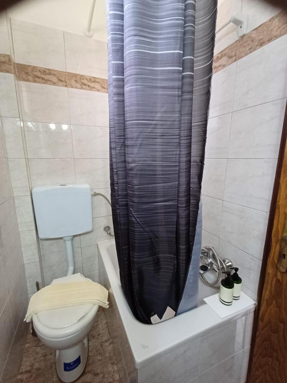 Eleana Apartments And Studios Agios Georgios Pagon Extérieur photo